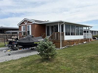 SITE #1104- 2017 NORTHLANDER REFLECTION-3 BED-PEBBLE BEACH, WATERVIEW SITE #1104- 2017 NORTHLANDER REFLECTION-3 BED-PEBBLE BEACH, WATERVIEW