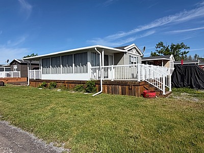 NEW PRICE REDUCTIONI!! Site# 1201, 2016 Northlander Reflection, Pebble Beach- 2 bed NEW PRICE REDUCTIONI!! Site# 1201, 2016 Northlander Reflection, Pebble Beach- 2 bed