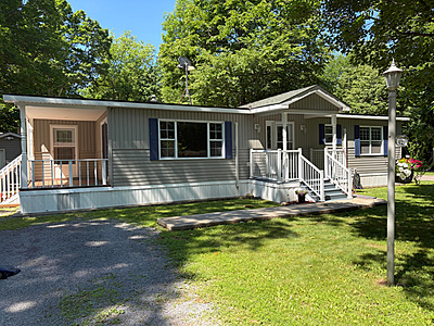 NEW LISTING-EXTENDED SEASON-SITE #429-2008 NORTHLANDER MEADOWBROOK-LIMESTONE NORTH-24'x53' NEW LISTING-EXTENDED SEASON-SITE #429-2008 NORTHLANDER MEADOWBROOK-LIMESTONE NORTH-24'x53'